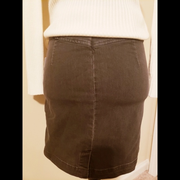 FREE PEOPLE BLACK SKIRT - Picture 4 of 8